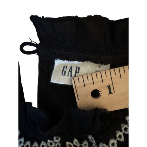 Vintage GAP Black Embroidered Boho Smock Top Cotton S - Picture 2 of 6